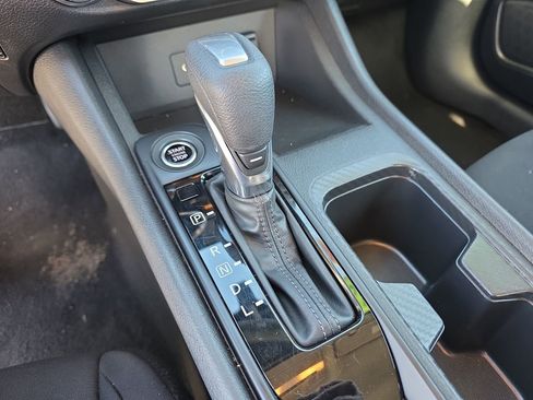 Used 2022 Nissan Sentra S image 21