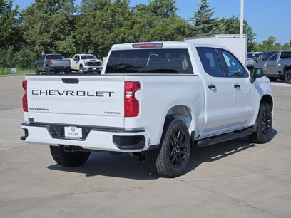 New 2026 Chevrolet Silverado 1500 Custom w/ Turbomax Blackout Package