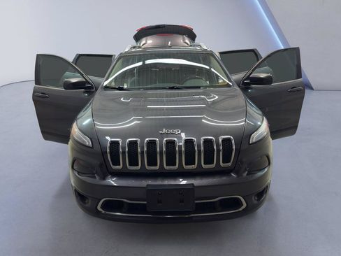 Used 2016 Jeep Cherokee Limited AWD/4WD image 11