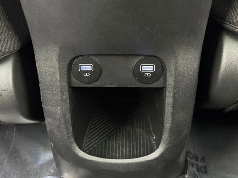 Used 2022 Hyundai Ioniq 5 Limited image 36