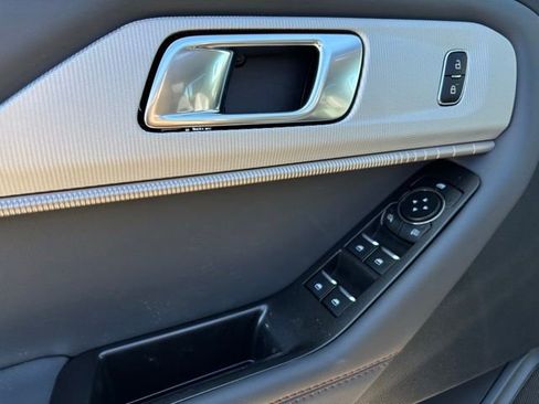 New 2026 Ford Explorer Active w/ Active Comfort Package image 13