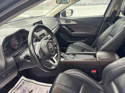 Used 2018 MAZDA MAZDA3 Touring image 22