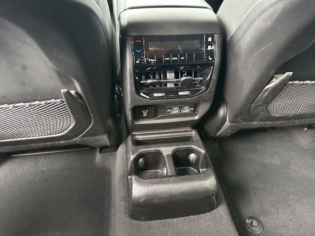 Used 2023 Jeep Grand Cherokee L Limited w/ Black Appearance Package AWD/4WD image 15
