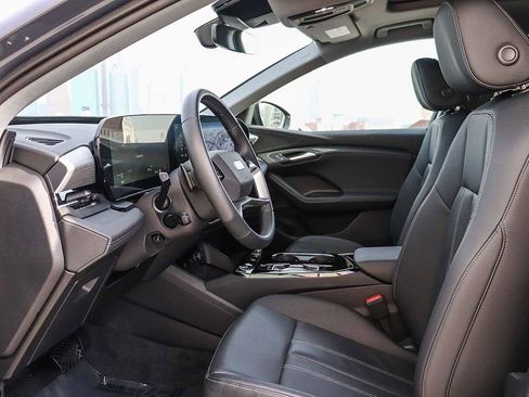 Used 2025 Audi Q6 e-tron Premium w/ Convenience Package image 22