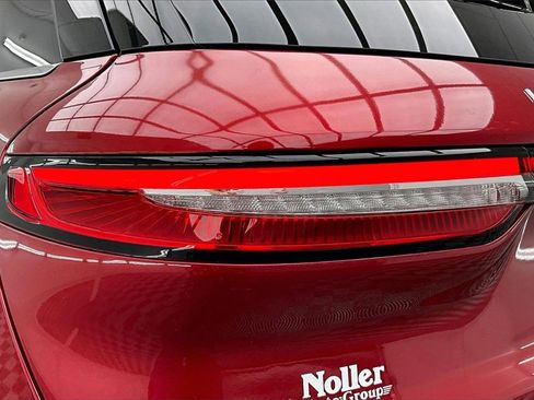 Used 2020 Lincoln Corsair Reserve w/ Equipment Group 202A image 30