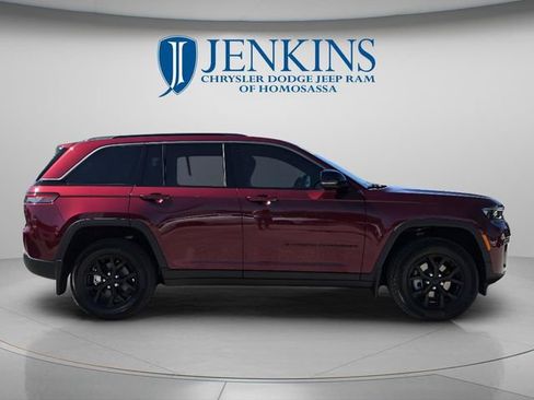 New 2026 Jeep Grand Cherokee Altitude AWD/4WD image 3