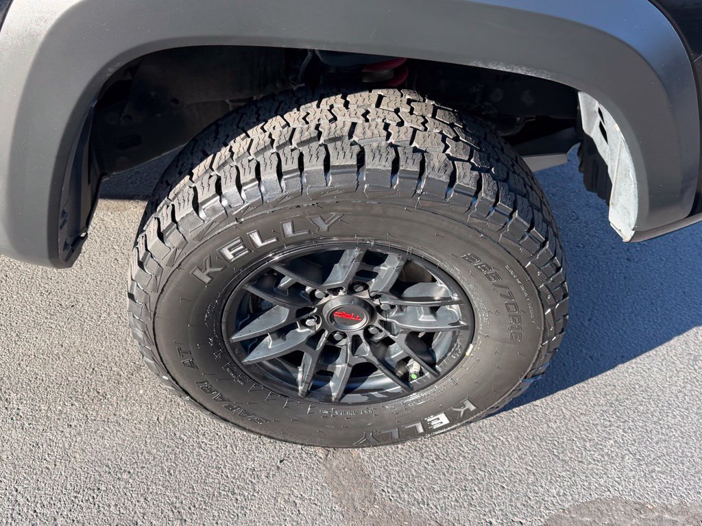 Used 2020 Toyota Tacoma TRD Pro AWD/4WD image 6