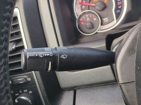 Used 2017 RAM 1500 Big Horn image 25