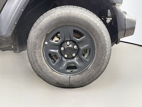 Used 2024 Jeep Wrangler Unlimited Sport AWD/4WD image 32