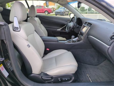Used 2014 Lexus IS 350C w/ Luxury Package RWD image 21