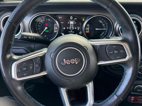 Used 2023 Jeep Wrangler Unlimited Rubicon 4xe w/ Cold Weather Group AWD/4WD image 14