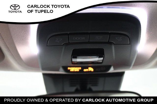 Used 2026 Toyota Corolla LE FWD image 34