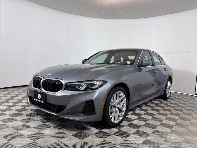 Used 2026 BMW 330i xDrive Sedan w/ Premium Package AWD/4WD image 3