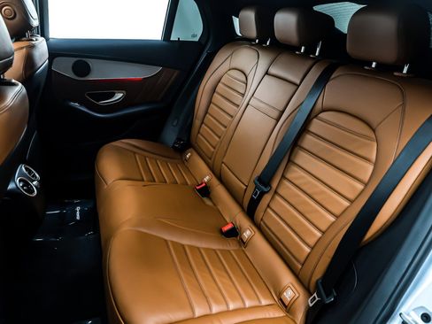 Used 2022 Mercedes-Benz GLC 300 4MATIC Coupe image 8