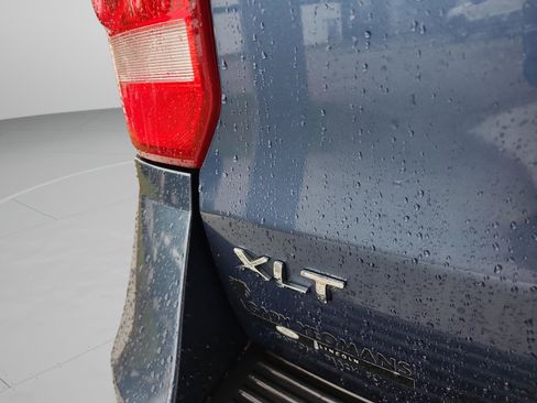 Used 2020 Ford Expedition Max XLT w/ Equipment Group 201A RWD image 31
