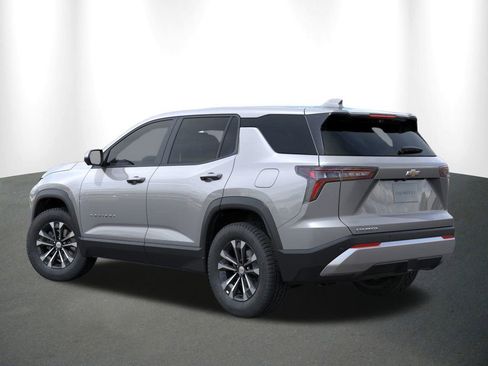 New 2026 Chevrolet Equinox LT w/ Convenience Package II image 4