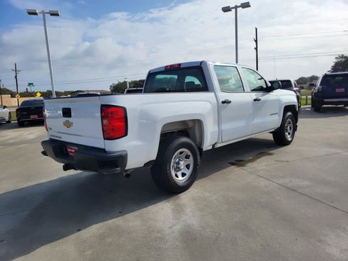 Used 2018 Chevrolet Silverado 1500 W/T w/ Trailering Package image 5