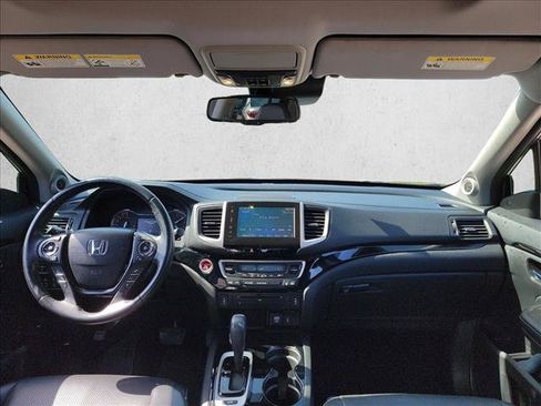 Used 2018 Honda Ridgeline RTL-E image 15