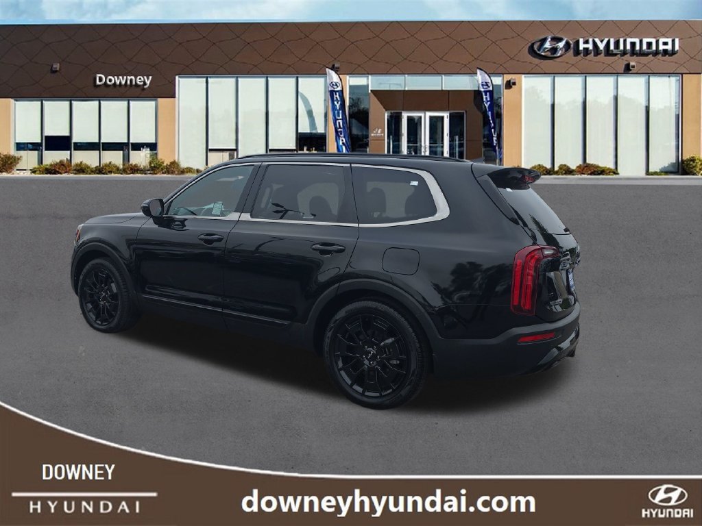 Used 2022 Kia Telluride SX w/ Nightfall Edition Package AWD/4WD image 3