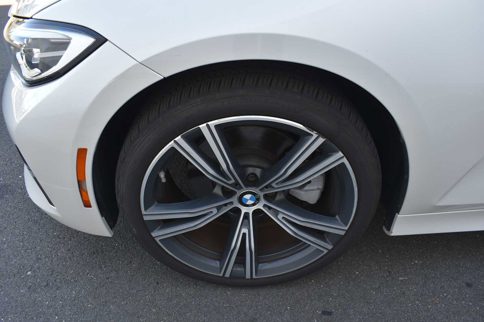 Used 2021 BMW 330i xDrive Sedan w/ Convenience Package AWD/4WD image 22