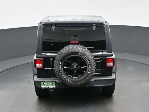 Used 2021 Jeep Wrangler Sport AWD/4WD image 37
