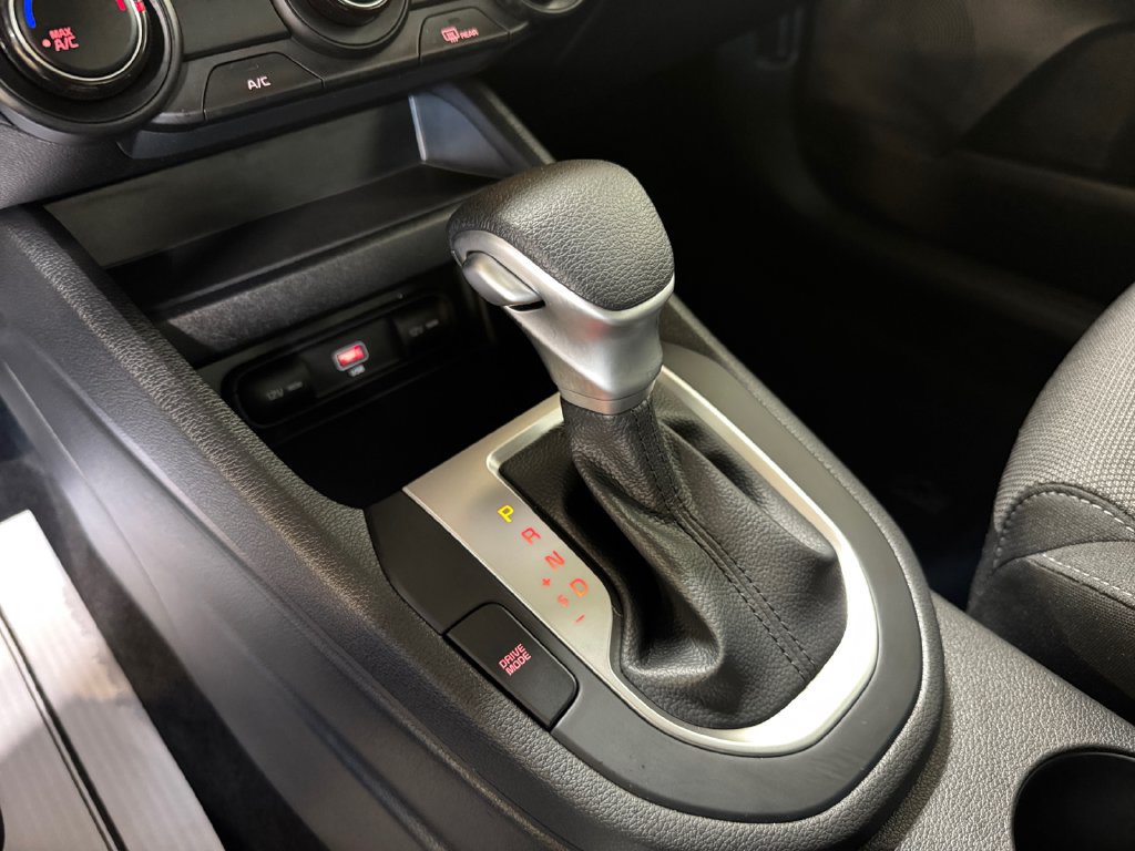 Certified 2023 Kia Forte LXS w/ LXS Technology Package FWD image 21