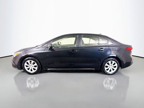 Used 2022 Toyota Corolla LE FWD image 6
