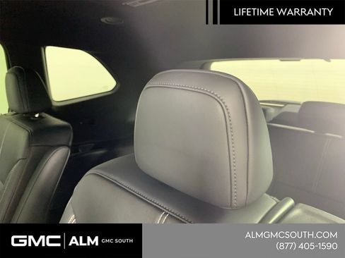 New 2026 GMC Acadia Elevation w/ Elevation Premium Package FWD image 24
