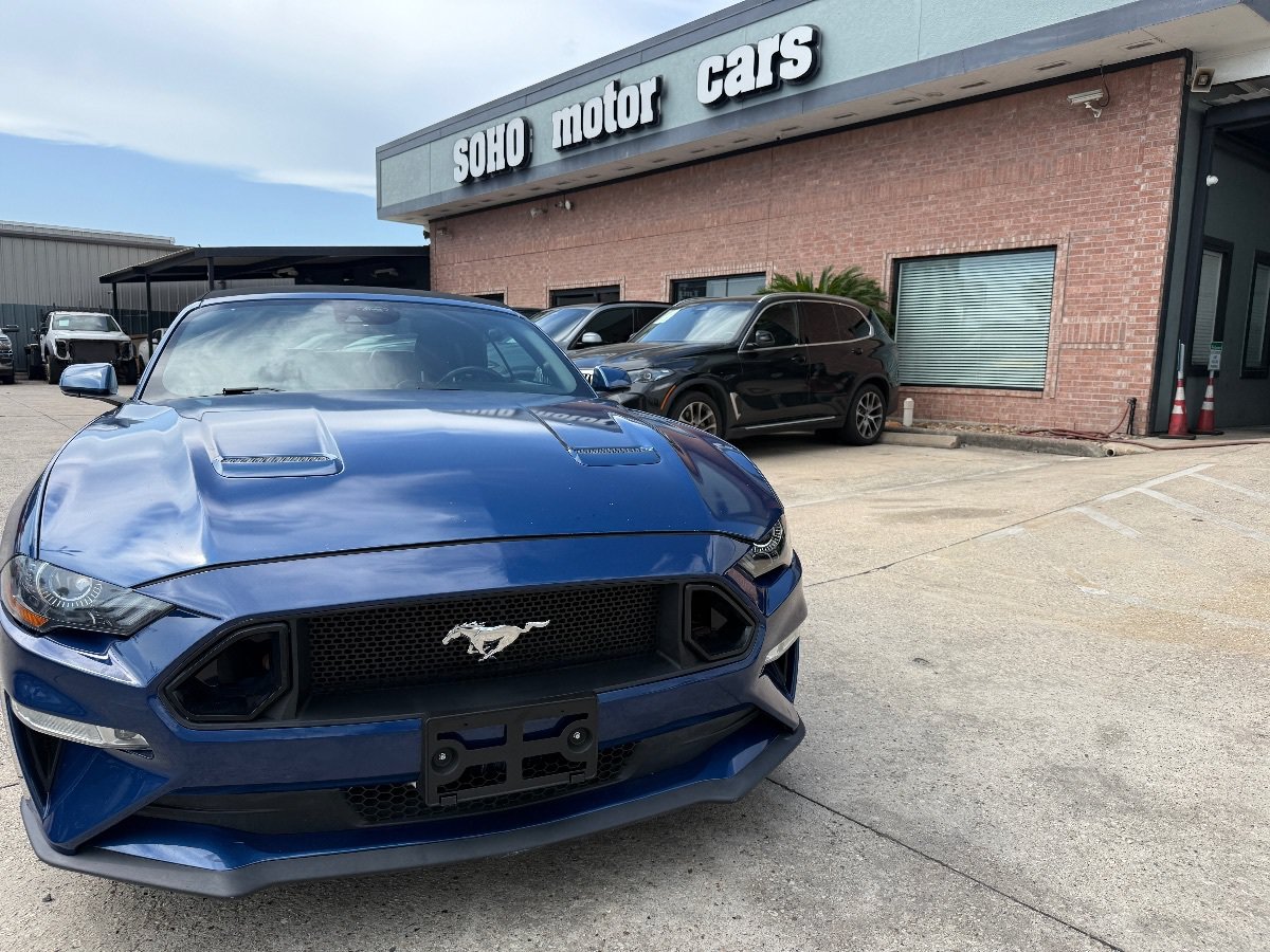 Used 2023 Ford Mustang Premium RWD image 8