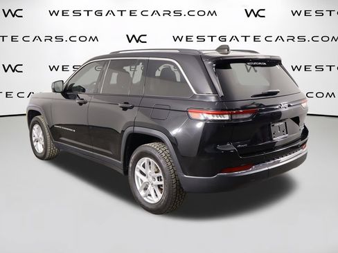 Used 2023 Jeep Grand Cherokee Laredo w/ Luxury Tech Group I AWD/4WD image 51