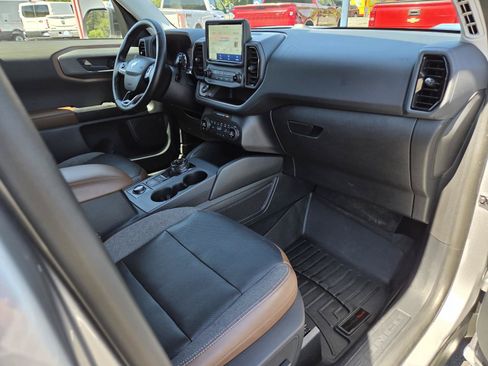 Used 2021 Ford Bronco Sport Outer Banks AWD/4WD image 21