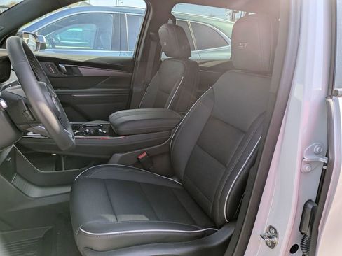 New 2025 Buick Enclave Sport Touring w/ LPO, Floor Liner Package AWD/4WD image 14