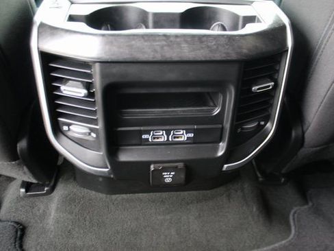 Used 2022 RAM 1500 Big Horn image 30