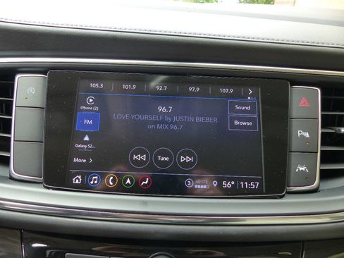 Used 2022 Buick Enclave Premium w/ Surround and Sites Package FWD image 32