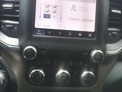 Used 2022 RAM 1500 Laramie AWD/4WD image 26