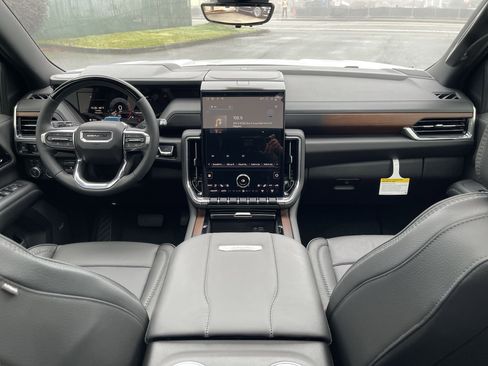 New 2026 GMC Yukon XL Denali w/ Denali Reserve Package image 57