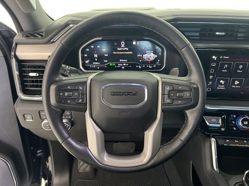 Used 2023 GMC Sierra 1500 Denali w/ Denali Reserve Package AWD/4WD image 11