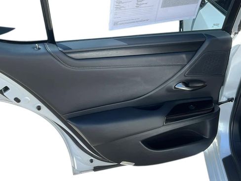 Used 2023 Lexus ES 250 w/ Premium Package image 19