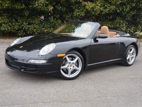 Used 2005 Porsche 911 Carrera image 10
