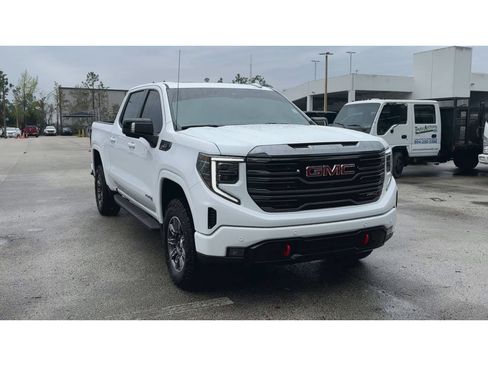 Certified 2024 GMC Sierra 1500 AT4 w/ Technology Package AWD/4WD image 3