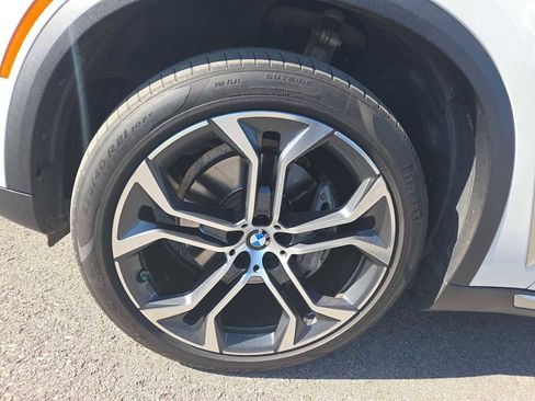 Used 2024 BMW X5 xDrive40i w/ Premium Package image 8