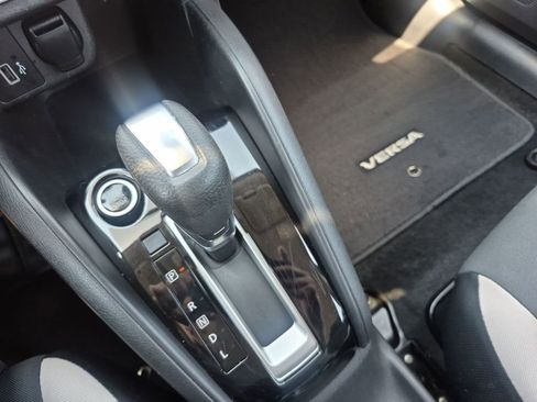 Used 2020 Nissan Versa SV FWD image 19