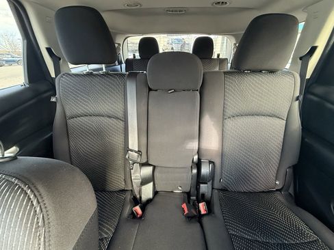Used 2015 Dodge Journey SXT w/ Flexible Seating Group image 21