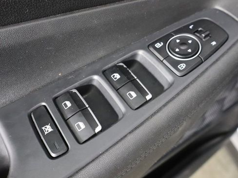 Used 2020 Hyundai Santa Fe SE image 22