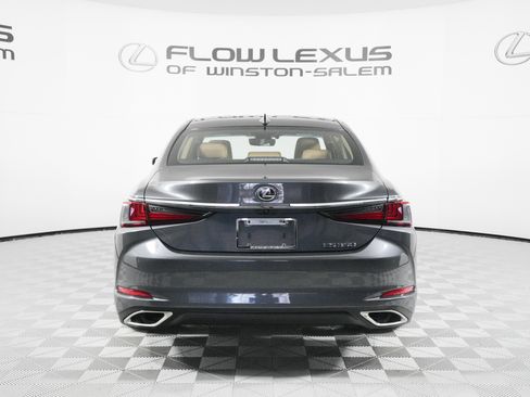 New 2025 Lexus ES 350 w/ Premium Package image 6