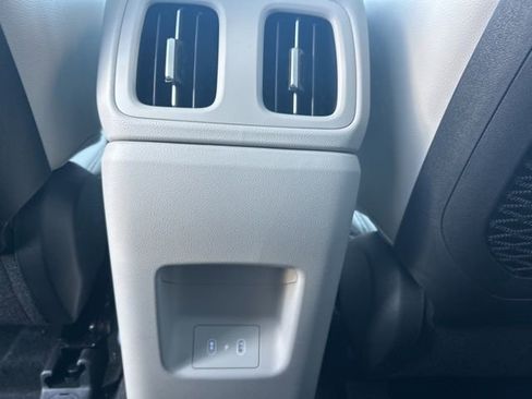 Used 2025 Hyundai Tucson Limited w/ Tow & Go Package image 14