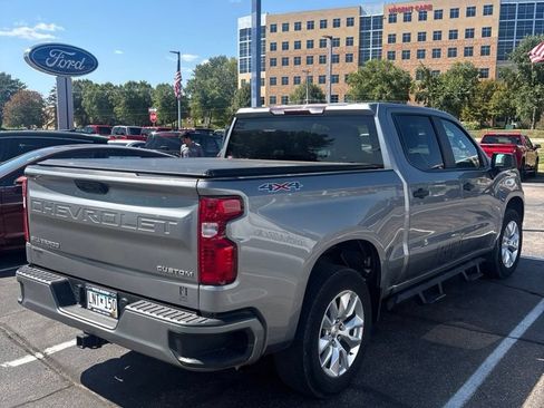 Used 2023 Chevrolet Silverado 1500 Custom AWD/4WD image 17