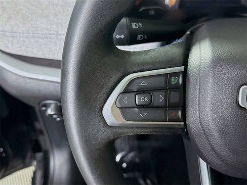 Used 2022 Jeep Compass Latitude image 21