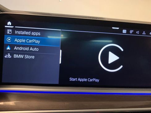 Used 2022 BMW X6 xDrive40i w/ M Sport Package image 18