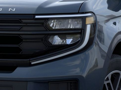 New 2026 Ford Expedition Active AWD/4WD image 18